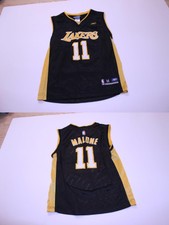 Karl Malone Jerseys thumbnail